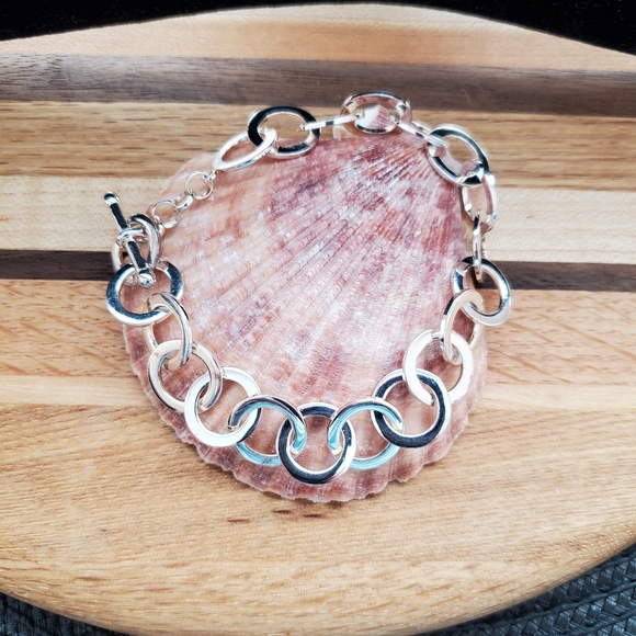 Sterling Circle Link Bracelet by C^A 8" (23.4g) - Picture 4 of 15